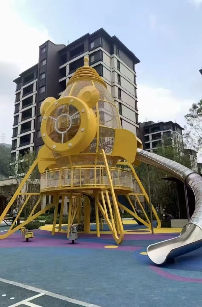 兒童游樂(lè)設(shè)施不銹鋼滑梯生產(chǎn)安裝