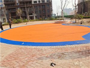 菏澤郡城某小區(qū)epdm塑膠場地施工